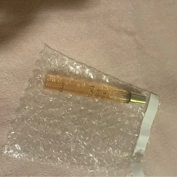 La Vie Est Belle Perfume - Elegant Gold - Picture 2 of 3